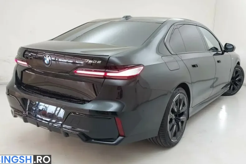BMW 750 (Seria 7) din 2025 cu 17.700 km - oferta BMW231598 - foto 4