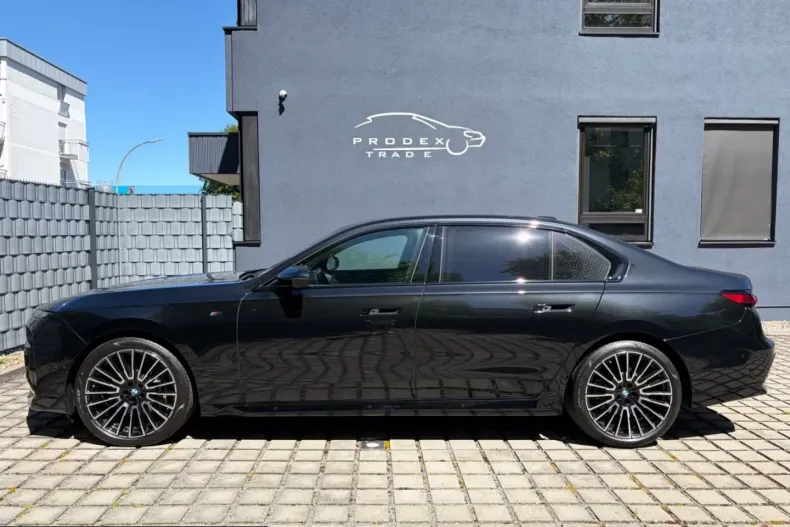 BMW 740 (Seria 7) din 2025 cu 10.000 km - oferta BMW231599 - foto 6