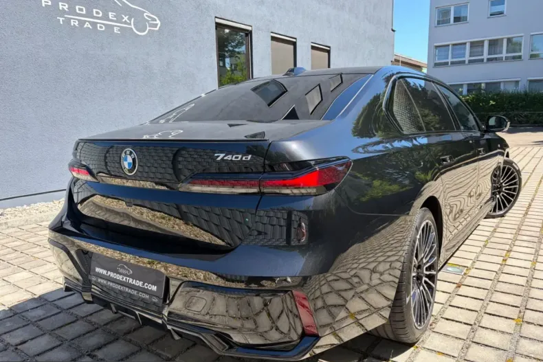 BMW 740 (Seria 7) din 2025 cu 10.000 km - oferta BMW231599 - foto 8