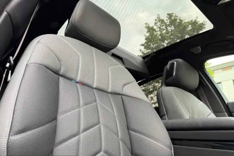 BMW 740 (Seria 7) din 2025 cu 10.000 km - oferta BMW231599 - foto 14