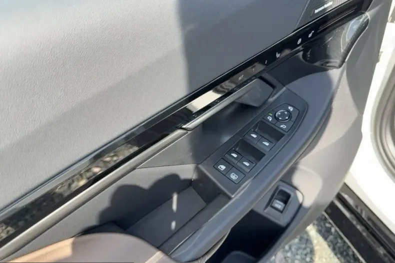 BMW 520 (Seria 5) din 2023 cu 44.200 km - oferta BMW231601 - foto 7