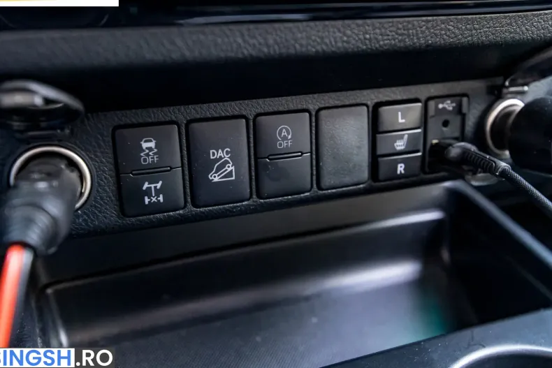 Toyota Hilux din 2021 cu 38.100 km - oferta TOY231607 - foto 24
