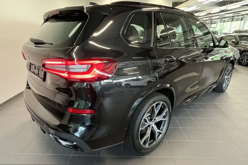 BMW X5 (Seria X) din 2023 cu 32.850 km - oferta BMW231613 - foto 3