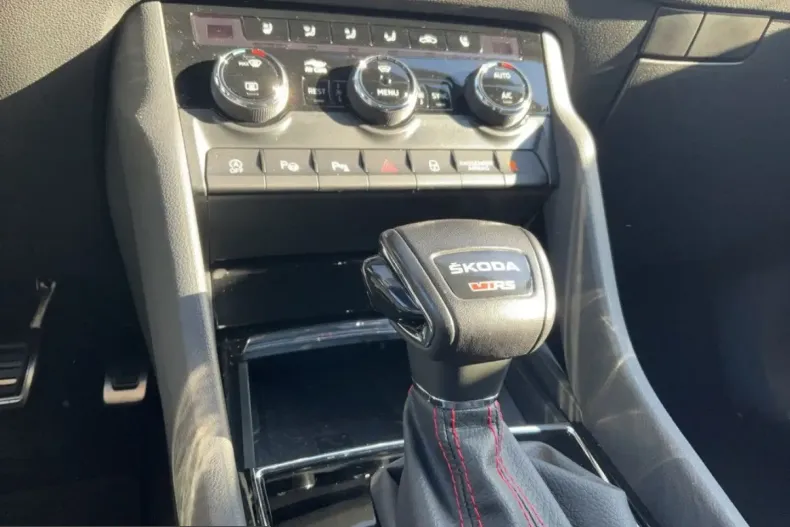 Skoda Kodiaq din 2022 cu 60.556 km - oferta SKO231618 - foto 16
