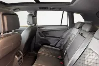 Volkswagen Tiguan din 2022 cu 70.874 km - oferta VOL231630 - foto 12