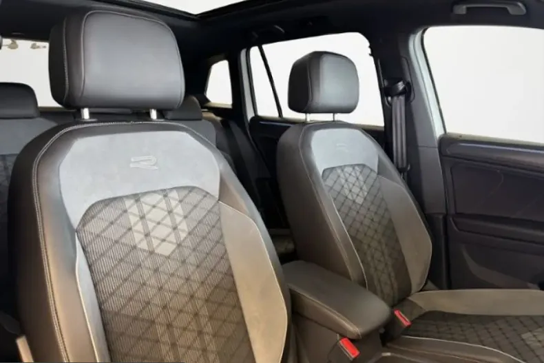 Volkswagen Tiguan din 2022 cu 70.874 km - oferta VOL231630 - foto 13