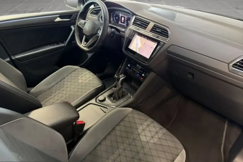 Volkswagen Tiguan din 2022 cu 70.874 km - oferta VOL231630 - foto 14