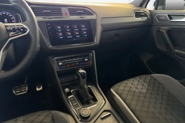 Volkswagen Tiguan din 2022 cu 70.874 km - oferta VOL231630 - foto 18