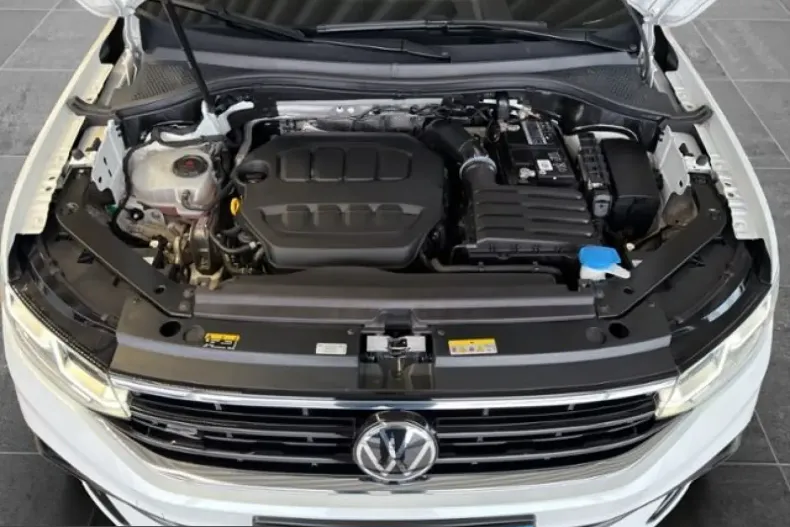 Volkswagen Tiguan din 2022 cu 70.874 km - oferta VOL231630 - foto 21