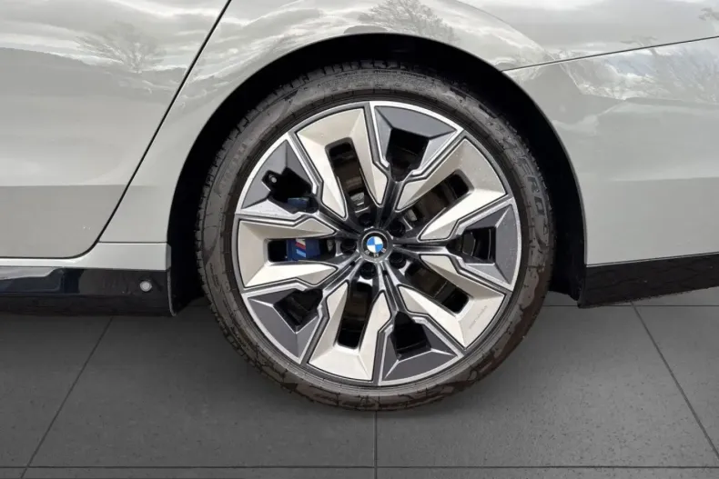 BMW 740 (Seria 7) din 2025 cu 23.548 km - oferta BMW231644 - foto 13