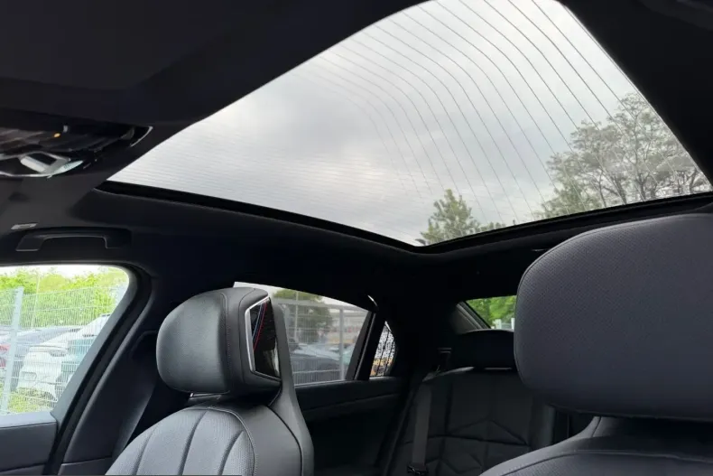 BMW 740 (Seria 7) din 2025 cu 5.052 km - oferta BMW231645 - foto 17