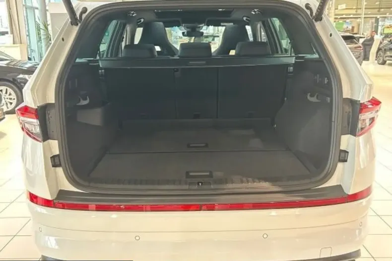 Skoda Kodiaq din 2023 cu 103.527 km - oferta SKO231656 - foto 7