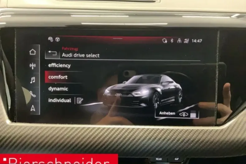 Audi RS e-tron GT din 2025 cu 5.025 km - oferta AUD231658 - foto 22