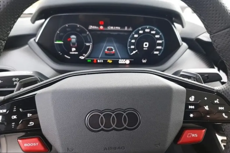 Audi RS e-tron GT din 2025 cu 8.274 km - oferta AUD231659 - foto 17