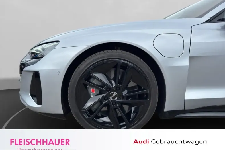 Audi RS e-tron GT din 2025 cu 13.504 km - oferta AUD231661 - foto 12