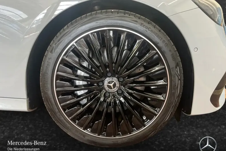 Mercedes-Benz E 200 (Clasa E) din 2025 cu 16.642 km - oferta MER231664 - foto 4