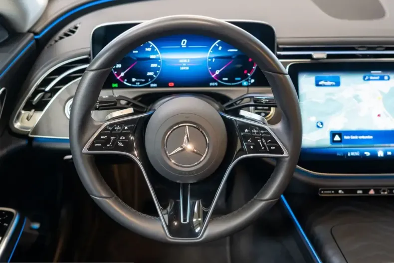 Mercedes-Benz E 220 (Clasa E) din 2025 cu 16.930 km - oferta MER231665 - foto 7