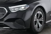 Mercedes-Benz E 220 (Clasa E) din 2025 cu 13.915 km - oferta MER231666 - foto 3