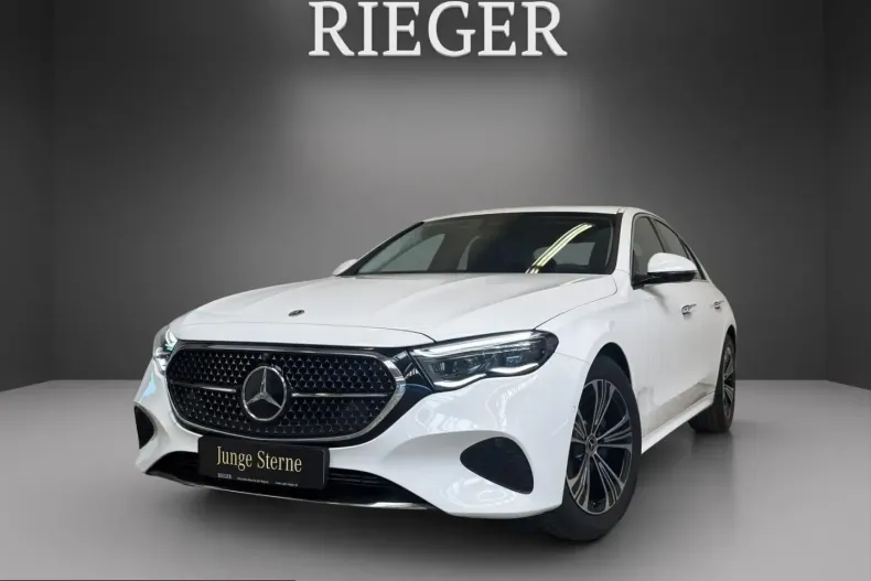 Mercedes-Benz E 200 (Clasa E) din 2024 cu 9.363 km - oferta MER231668 - foto 1