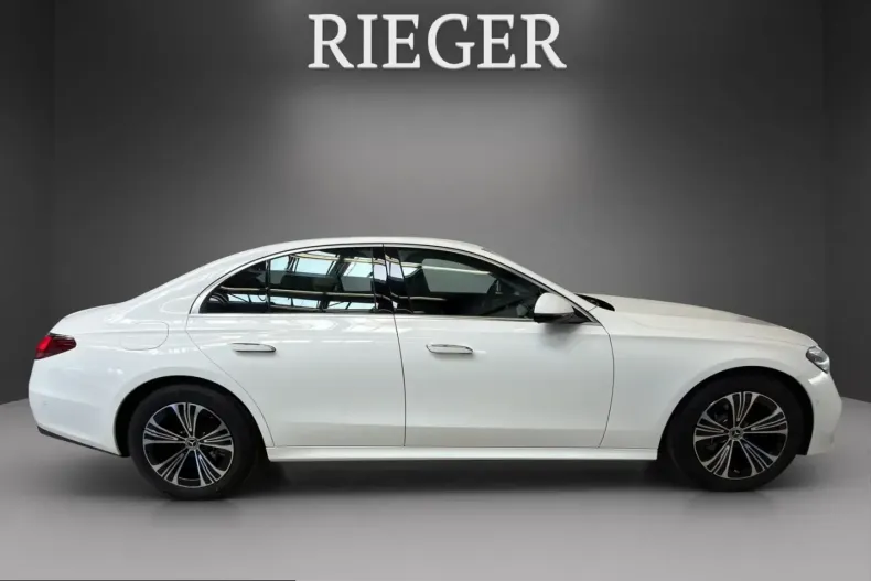 Mercedes-Benz E 200 (Clasa E) din 2024 cu 9.363 km - oferta MER231668 - foto 14