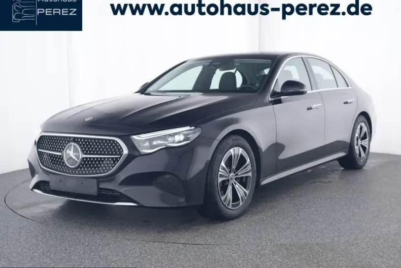 Mercedes-Benz E 200 (Clasa E) din 2024 cu 29.996 km - oferta MER231670 - foto 1