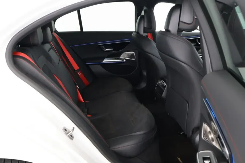Mercedes-Benz E 53 AMG (Clasa E) din 2025 cu 13.972 km - oferta MER231671 - foto 14