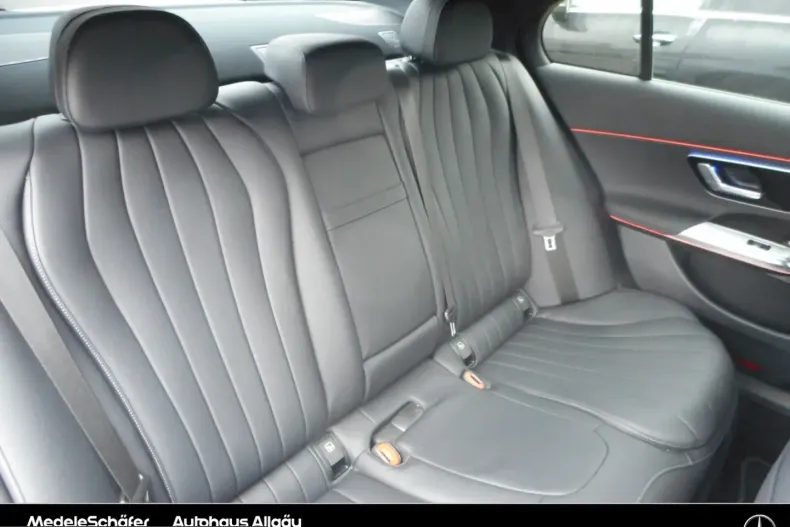 Mercedes-Benz E 450 (Clasa E) din 2024 cu 26.113 km - oferta MER231672 - foto 18