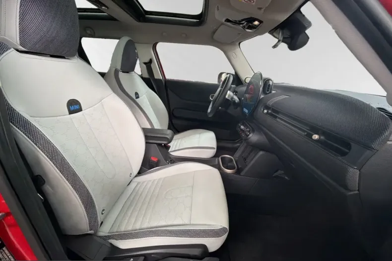 MINI Cooper C din 2025 cu 20.650 km - oferta MIN231677 - foto 6