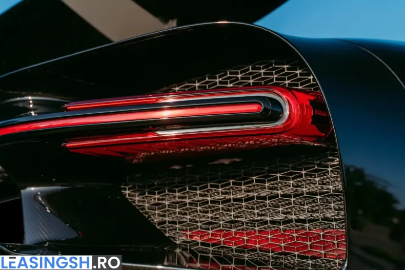 Bugatti Chiron din 2023 cu 2.585 km - oferta BUG231678 - foto 22