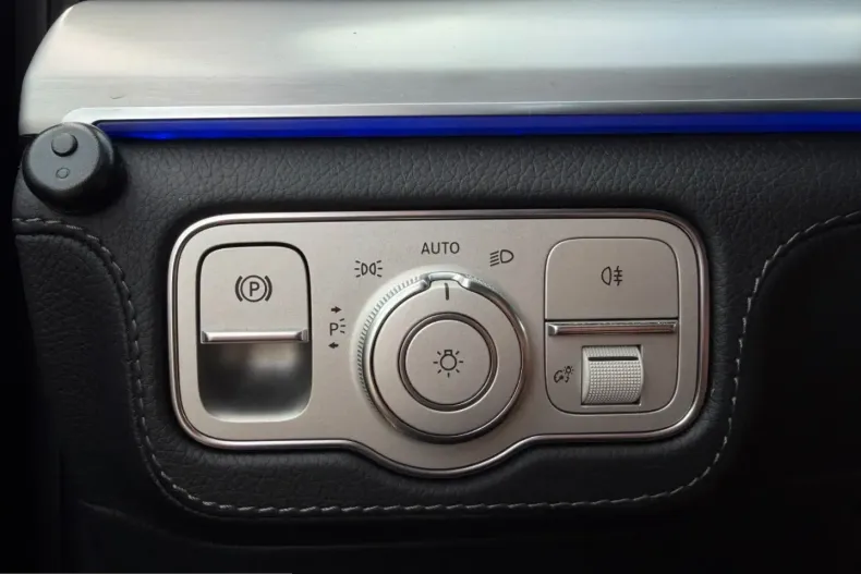 Mercedes-Benz GLE 350 (Clasa GLE) din 2022 cu 18.937 km - oferta MER231692 - foto 29