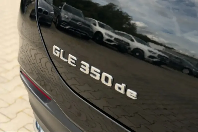 Mercedes-Benz GLE 350 (Clasa GLE) din 2022 cu 18.937 km - oferta MER231692 - foto 36