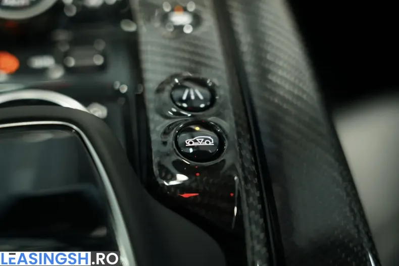 Aston Martin DBX din 2024 cu 20.000 km - oferta AST231706 - foto 36