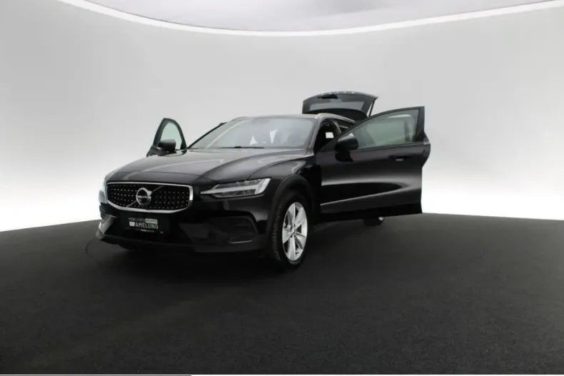 Volvo V60 Cross Country din 2023 cu 13.756 km - oferta VOL231710 - foto 5