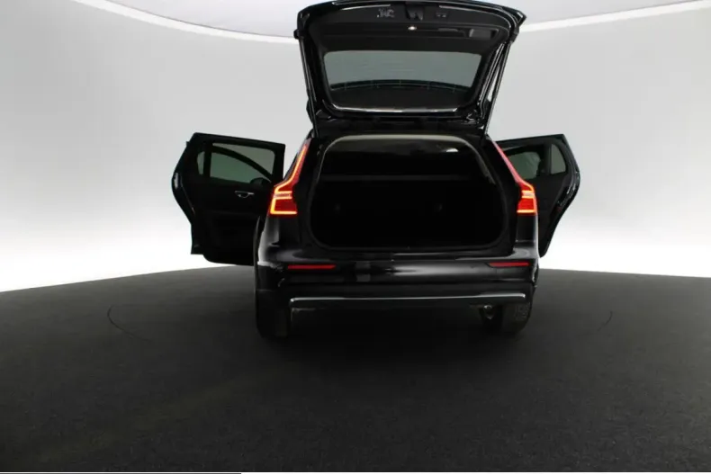 Volvo V60 Cross Country din 2023 cu 13.756 km - oferta VOL231710 - foto 8
