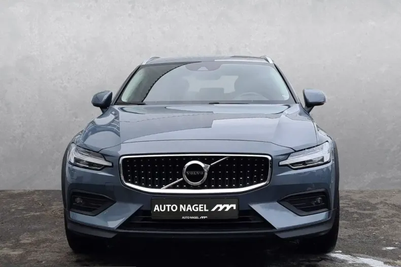 Volvo V60 Cross Country din 2022 cu 57.151 km - oferta VOL231712 - foto 4