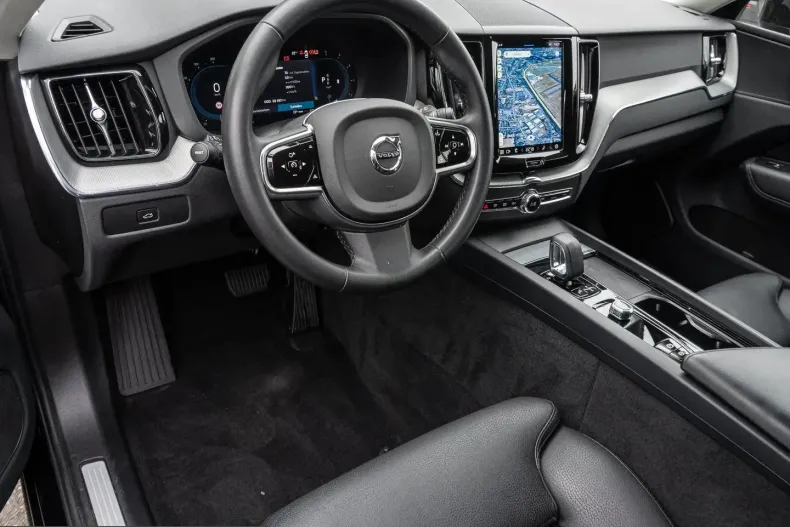 Volvo XC60 din 2023 cu 93.491 km - oferta VOL231713 - foto 7