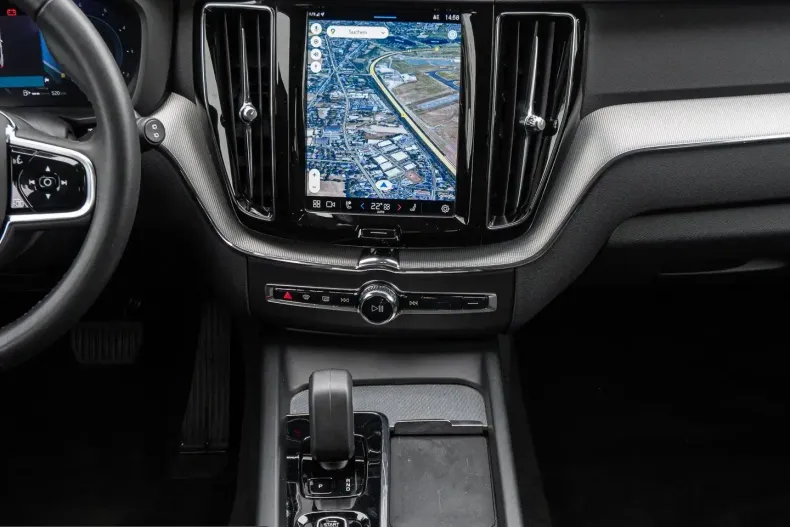 Volvo XC60 din 2023 cu 93.491 km - oferta VOL231713 - foto 11