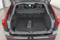 Volvo XC60 din 2023 cu 87.600 km - oferta VOL231715 - foto 8