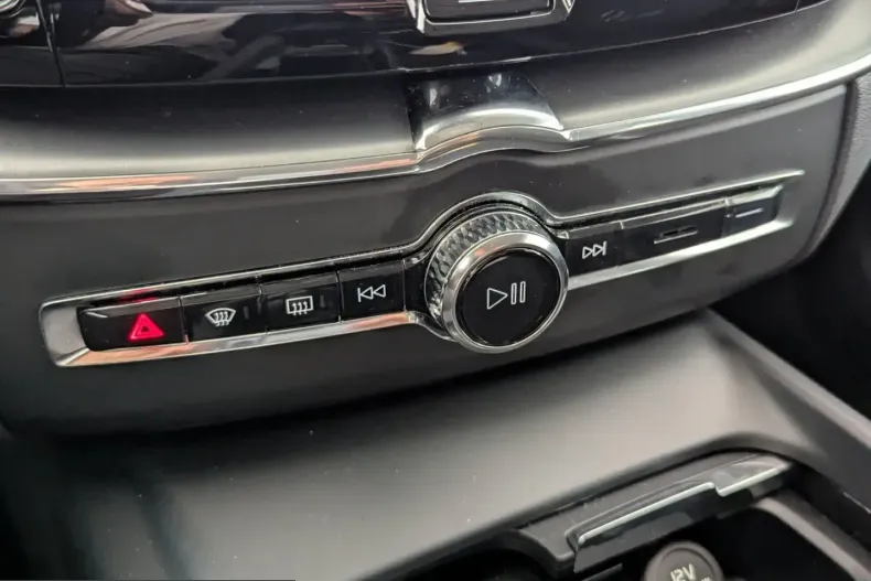 Volvo XC60 din 2023 cu 87.600 km - oferta VOL231715 - foto 18