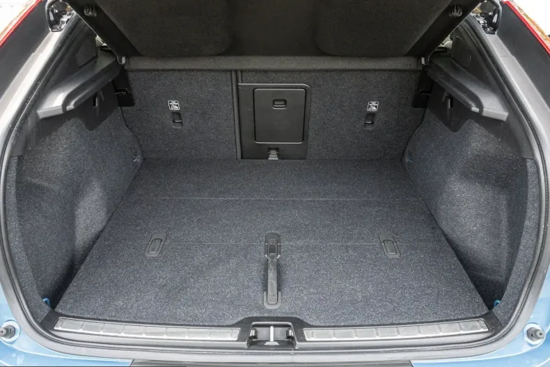 Volvo C40 din 2023 cu 61.730 km - oferta VOL231716 - foto 17
