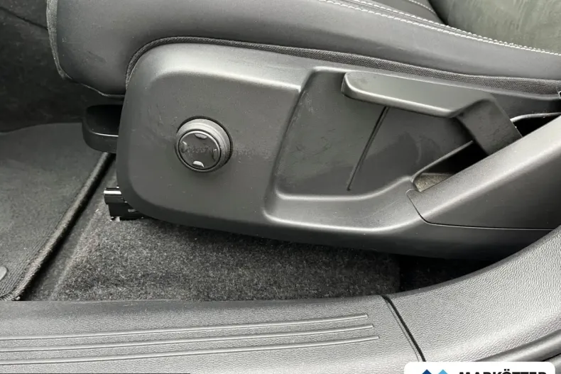 Volvo C40 din 2022 cu 62.557 km - oferta VOL231717 - foto 31