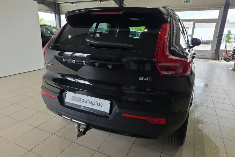 Volvo XC40 din 2023 cu 26.201 km - oferta VOL231718 - foto 7