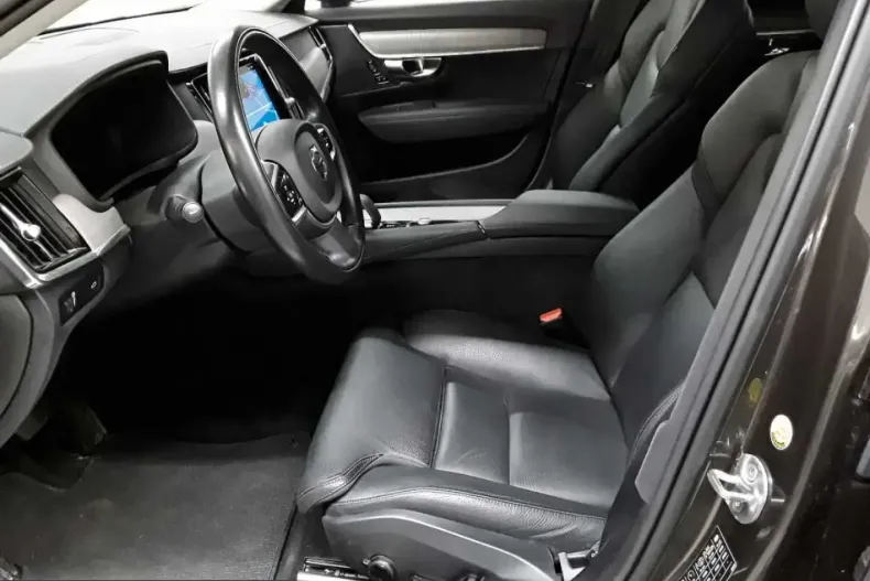 Volvo V90 Cross Country din 2022 cu 98.018 km - oferta VOL231719 - foto 3