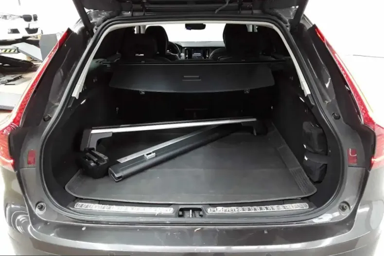 Volvo V90 Cross Country din 2022 cu 98.018 km - oferta VOL231719 - foto 9