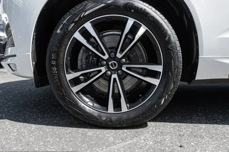 Volvo XC60 din 2022 cu 68.912 km - oferta VOL231720 - foto 6