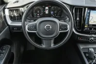 Volvo XC60 din 2022 cu 68.912 km - oferta VOL231720 - foto 10