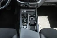 Volvo XC60 din 2022 cu 68.912 km - oferta VOL231720 - foto 13
