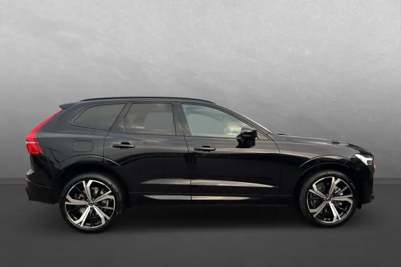 Volvo XC60 din 2025 cu 31.200 km - oferta VOL231726 - foto 3