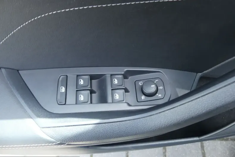 Skoda Kodiaq din 2024 cu 39.738 km - oferta SKO231727 - foto 16