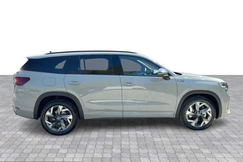 Skoda Kodiaq din 2026 cu 5.000 km - oferta SKO231730 - foto 4